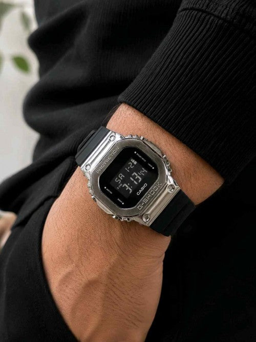 G SHOCK GM 5600 SILVER BLACK F62