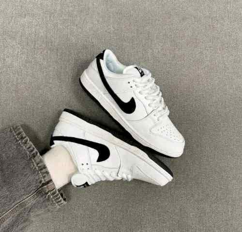 nikk e dunk low white black
