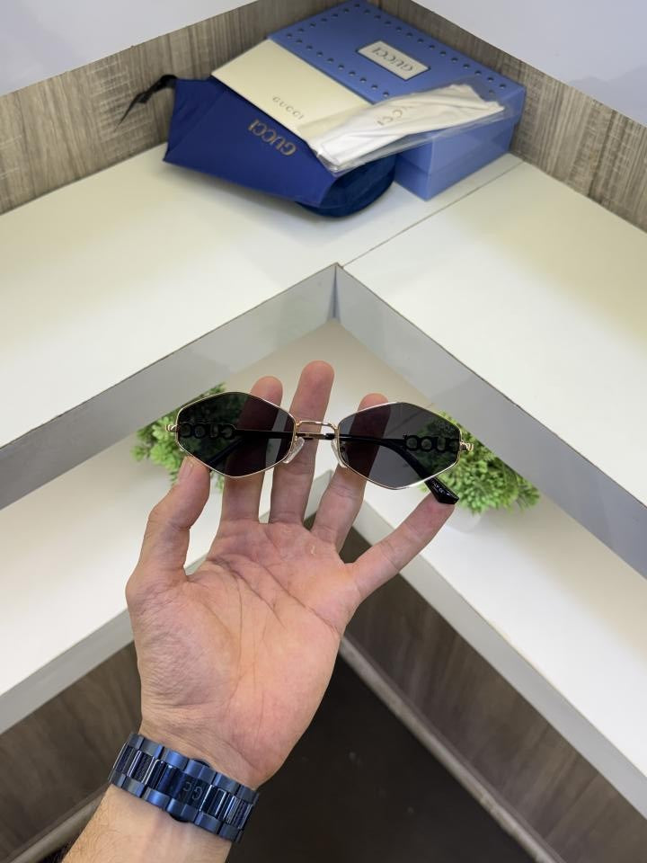 Guccci 1434 Ladies sunglass
