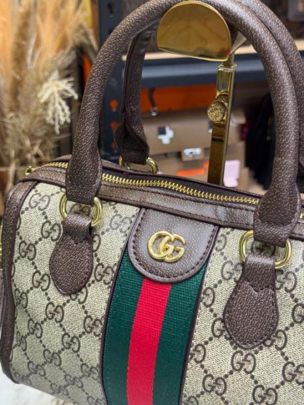 Gucc speedy In Supreme Canvas With Magnetic Box And Dust Bag