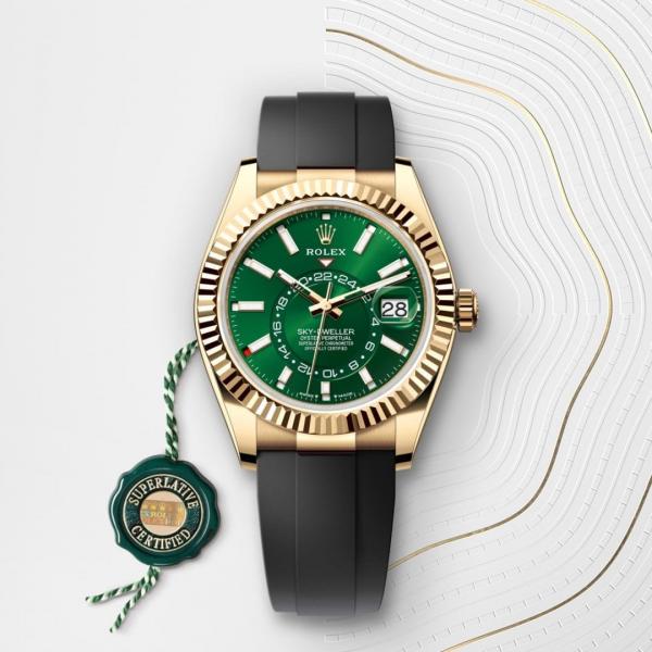 Roleex Sky-Dweller yellow Gold with Green Dial Black Oysterflex Strap