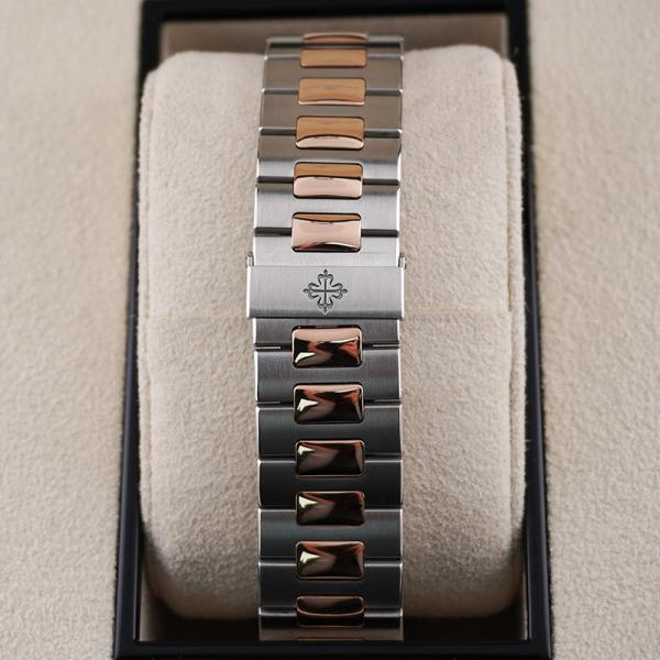 Patek Philipe Nautilus Flyback Chronograph Rose Gold Bezel