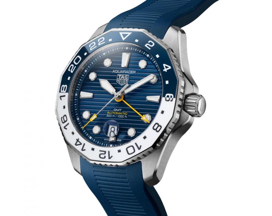 Tag Heueer Aquaracer Professional 300 GMT Blue Rubber Strap with Blue Dial