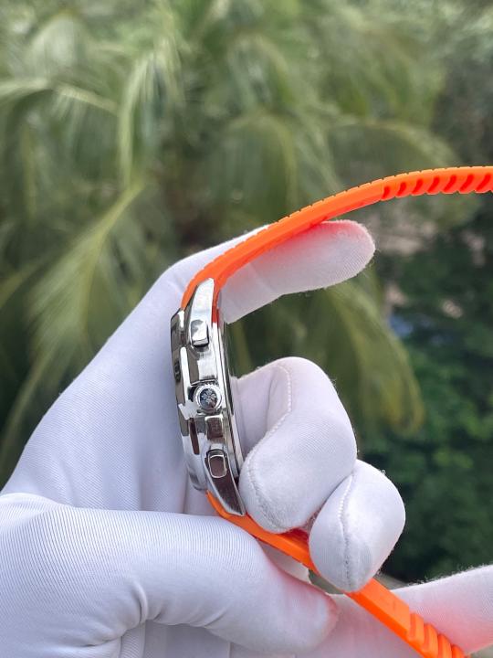 Patek Phillip Aquanaut Orange AT463