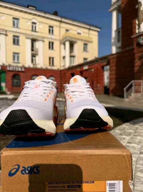 ASICcSS Gel-Kayano 31White Faded Orange