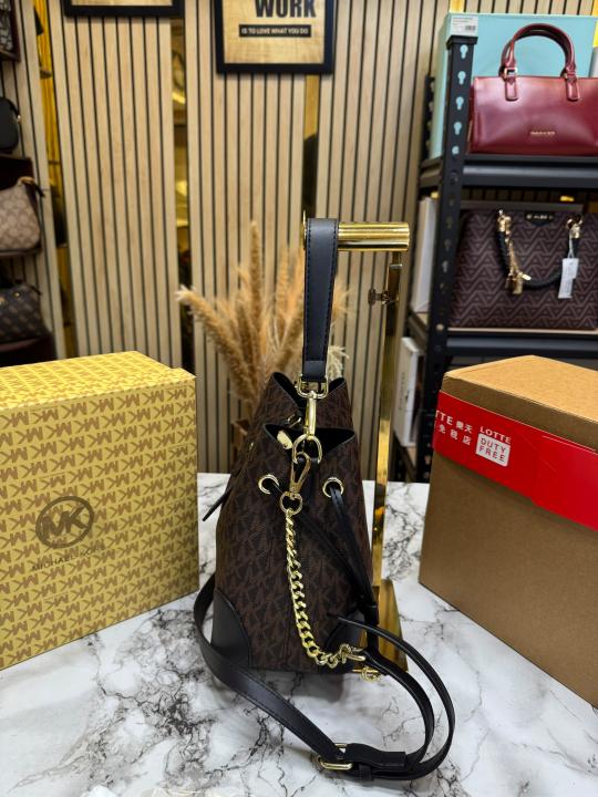 Michael Kor Mk Mercer Signature Bucket Bag with Double Box And Dust Bag (Coffee) (60429)
