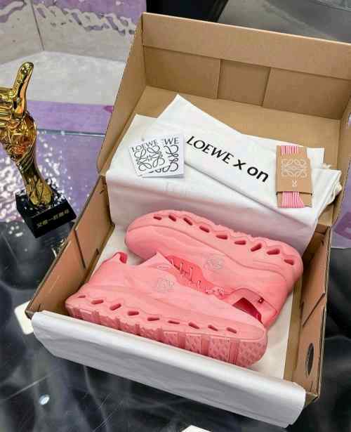 Loewe x On Cloudtilt Pink for her