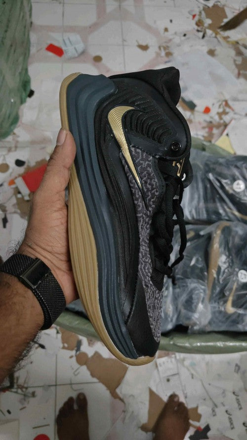 Nikkee Giannis Freak 7 The Drive Black Gum Metallic Gold