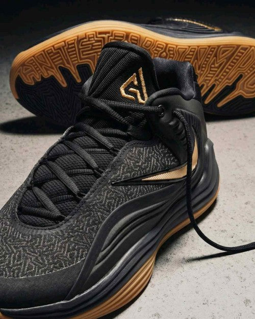Nikkee Giannis Freak 7 The Drive Black Gum Metallic Gold