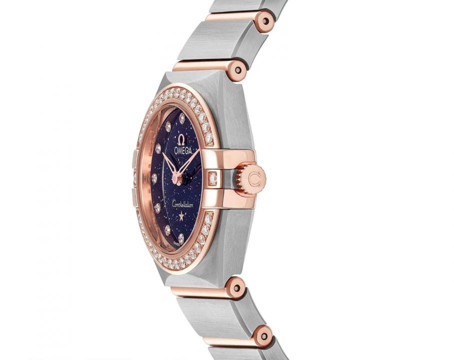 Omeg_ga Constellation Quartz luxury watch.