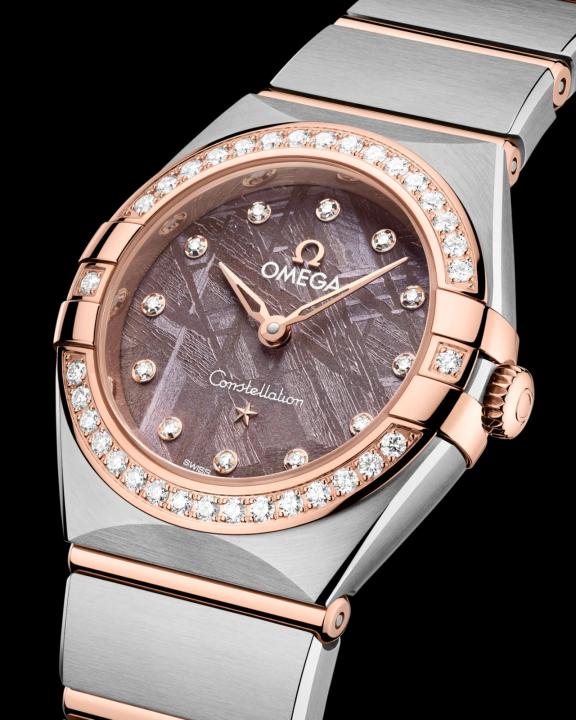 Omeg_ga Constellation Quartz luxury watch.