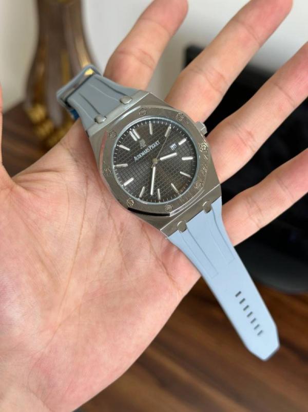 Audemars Pigue Quartz