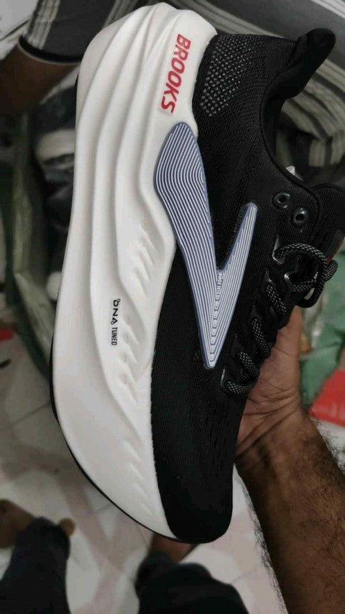 Brooks Glycerin max black White