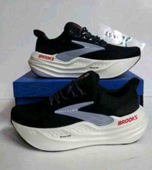 Brooks Glycerin max black White