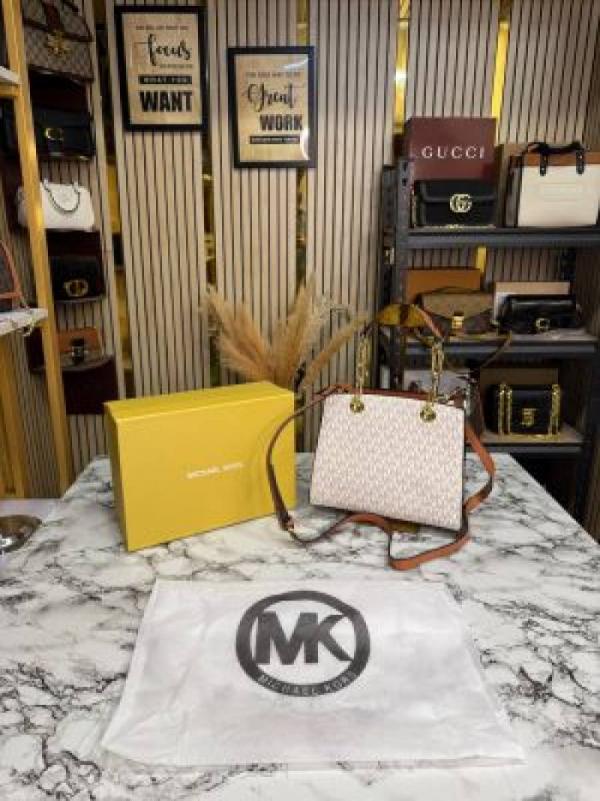 Michaell Korss Cynthia Signature Logo Satchel Bag With Box And Dust Bag (Beige) DAMAGE BOX