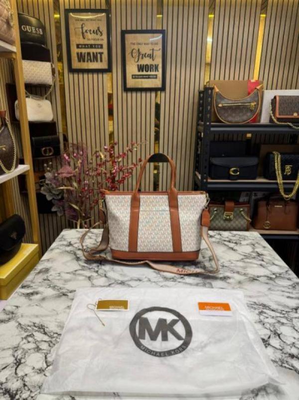Michael Korrs Logo Signature Satchel Handbag With Dust Bag (Beige) (V-24002)