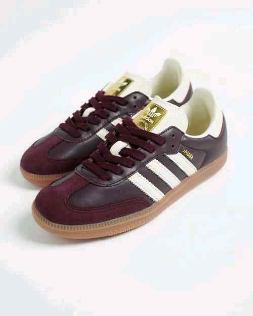 Adidaass Samba OG Maroon for her fix