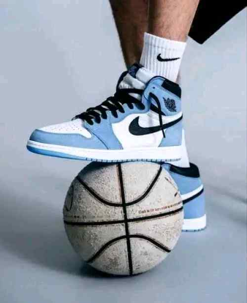 jordan retro 1 high UNIVERSITY BLUE LEATHER SHINE semi ua