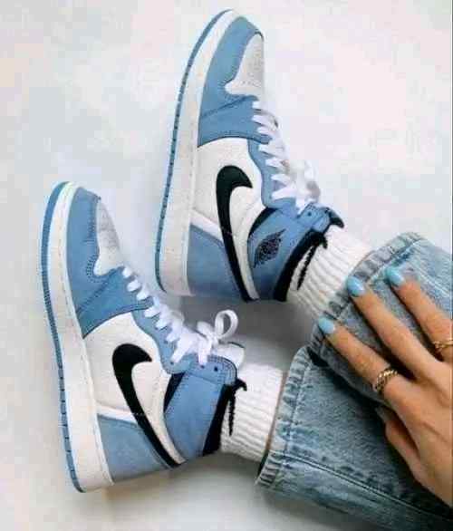 jordan retro 1 high UNIVERSITY BLUE LEATHER SHINE semi ua for her
