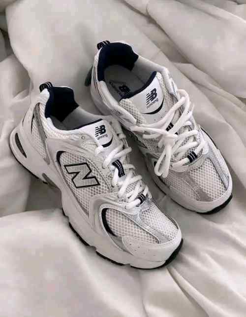 Neww Balance 530 WHITE NAVY