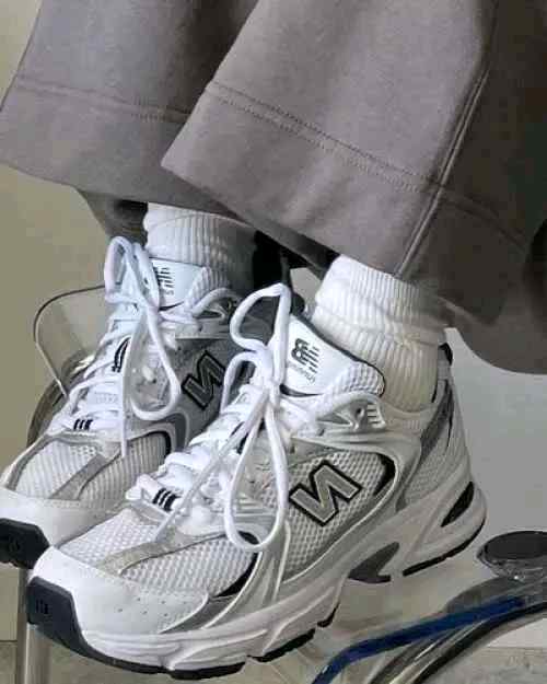 Neww Balance 530 WHITE NAVY for her