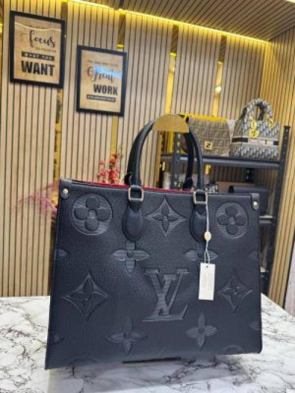 Louiis vuitton premium onthego with dust bag (black)