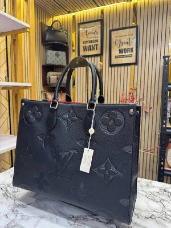 Louiis vuitton premium onthego with dust bag (black)