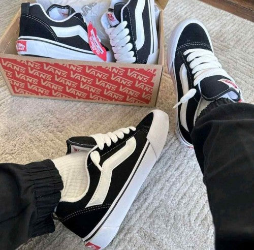 Vanss KNU Skool BLACK WHITE