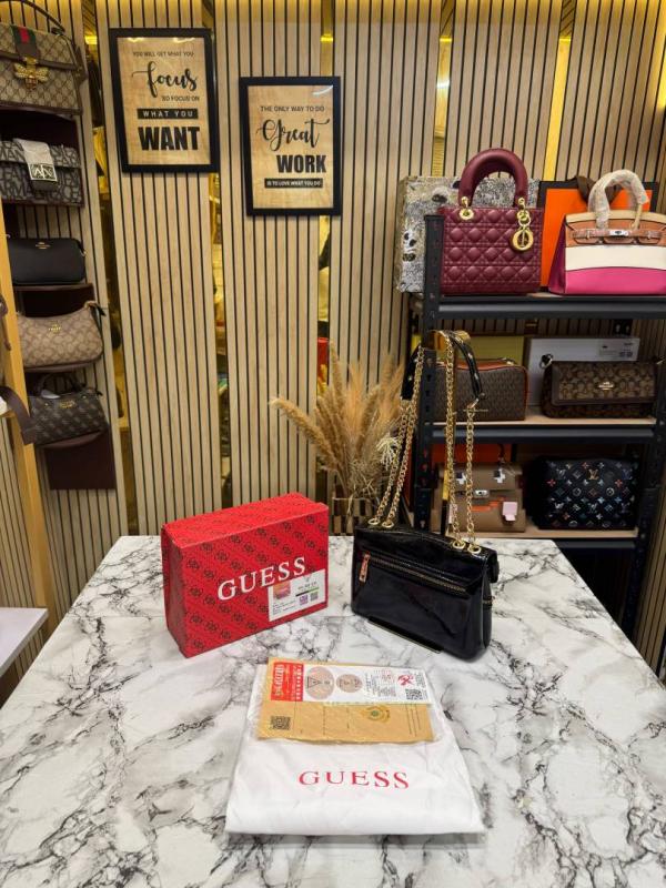Guess Trissa Glossy Convertible Flap Crossbody Bag With Box And Dust Bag (Black) (8096)