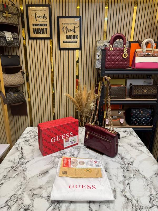 Guess Trissa Glossy Convertible Flap Crossbody Bag With Box And Dust Bag (Maroon) (8096)