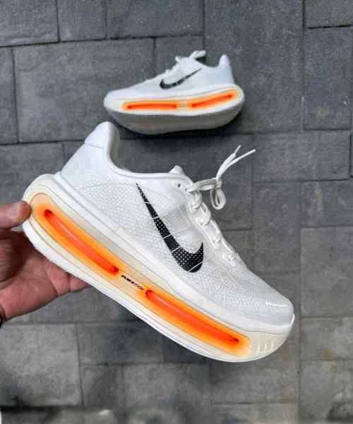 Nikkee Vomero Premium White Orange