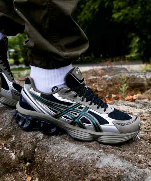 Asiccs Gel Kinetic Fluent Black Dark Taupe