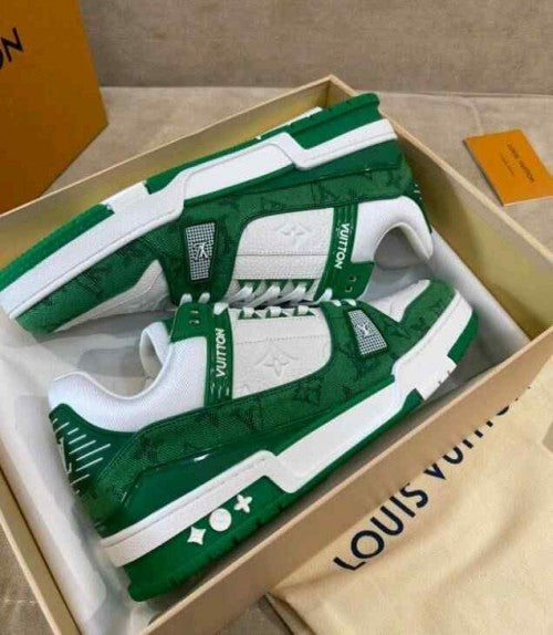 Louiiss Vuittoonn LV Trainer Sneakers Green monogram with accessories