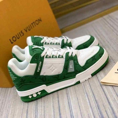 Louiiss Vuittoonn LV Trainer Sneakers Green monogram with accessories