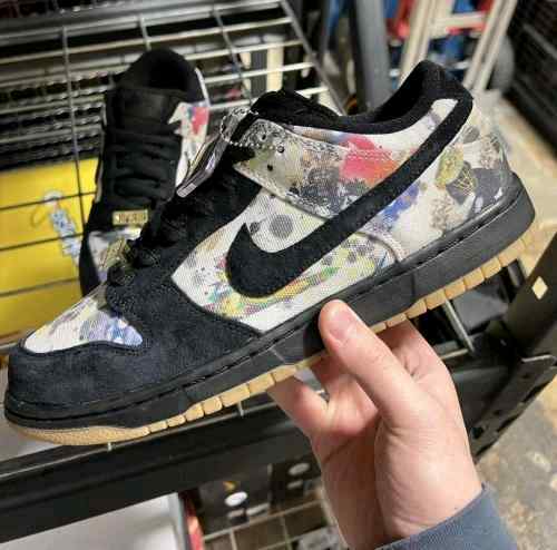 Nikkee SB Dunk Low x Supreme Rammellzee