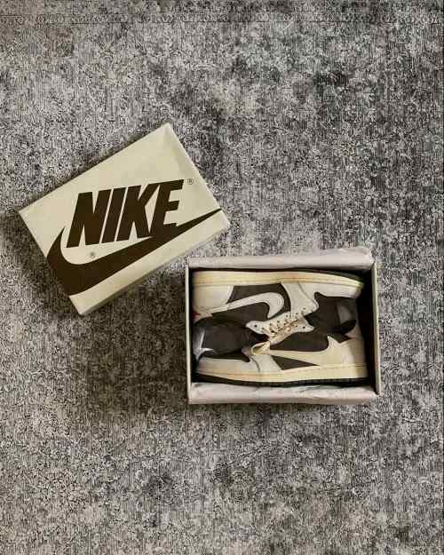 jordan retro 1 low REVERSE MOCHA SEMI UA