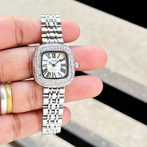 cartier de coussin em 48 fix