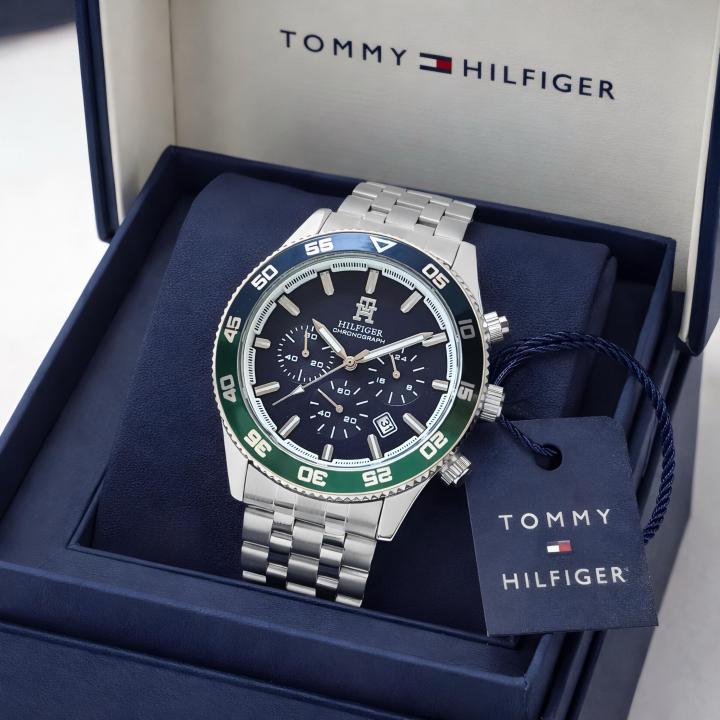 Tommm_yTH85 chronograph