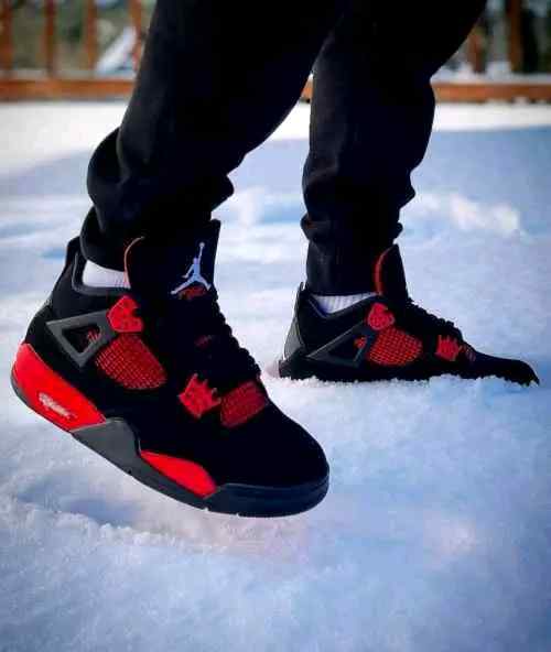 Jordan Retro 4 Red Thunder Semi UA