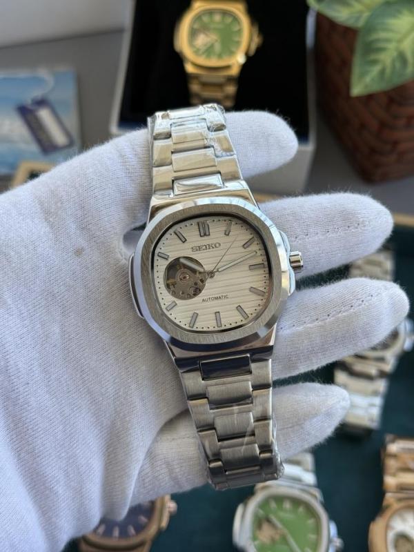 Seiko nautiko Mod Automatic open heart white w307