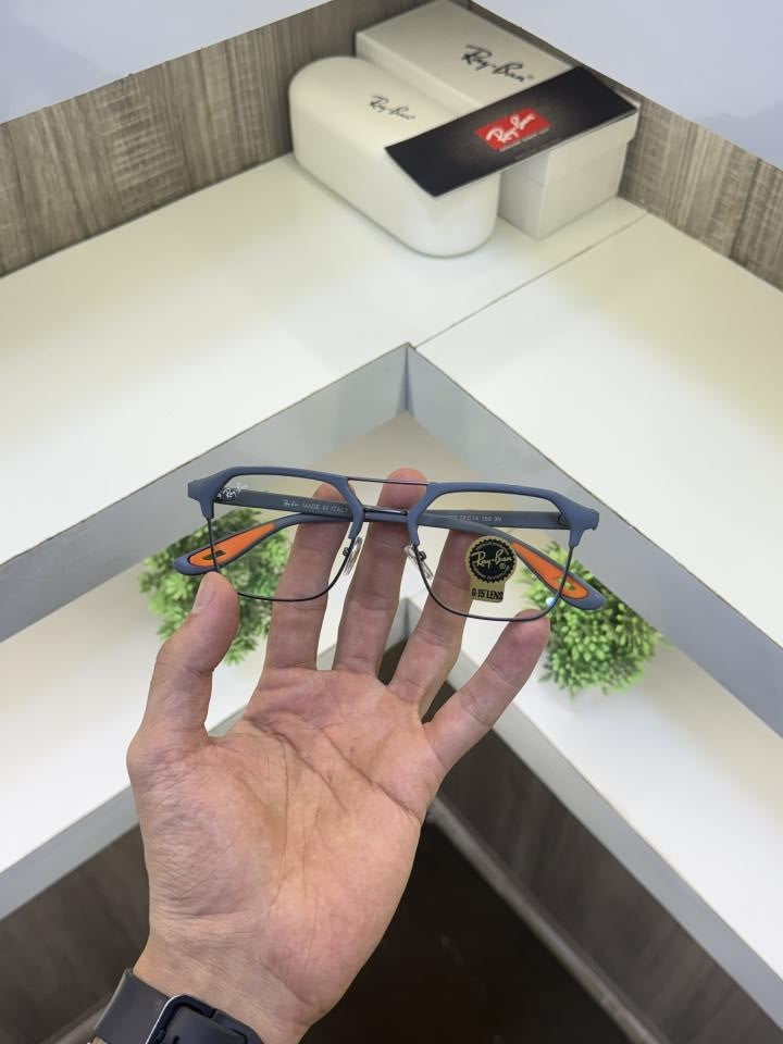 Raybaan x Ferrari Uv protection Frame Specs
