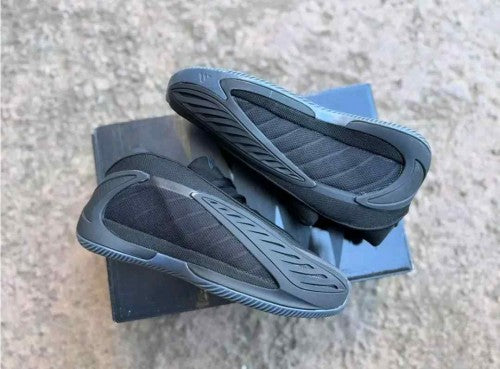 adidaass ANTHONY EDWARDS 2 AE2 TRIPLE BLACK