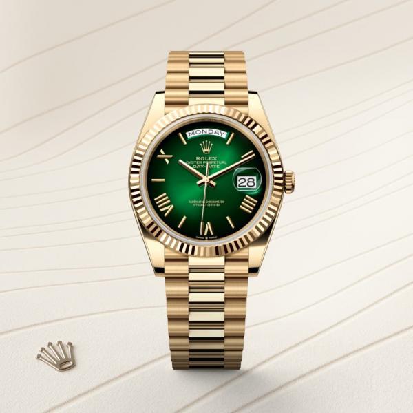 ROLEEX Day Date 41 GOLD GREEN