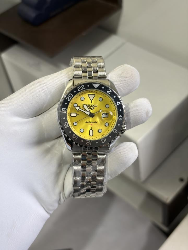 SEIK O GMT 5 SPORTS QUARTZ 943