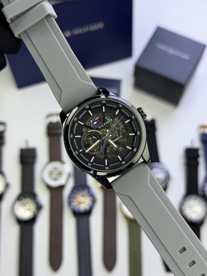 TOMMMY HILIFIGER AUTOMATIC