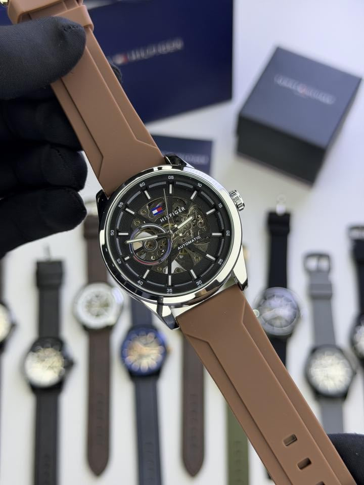 TOMMMY HILIFIGER AUTOMATIC
