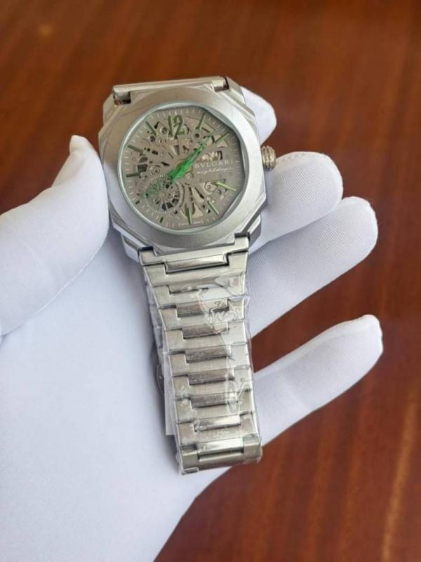 BVLGAR I OCTOBER FINISSIMO AUTOMATIC