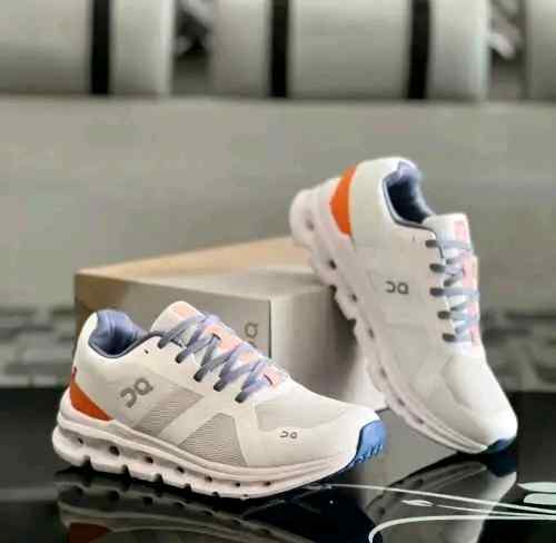 On Cloud Runner Undyed White Flame