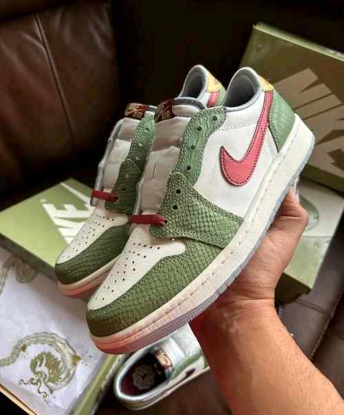 nikkee Air Jordan 1 Retro Low OG GS Year of the Dragon with og box