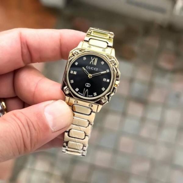 Gucc Ladies Diamond watch